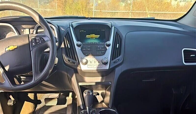
								2017 Chevrolet Equinox LS AWD full									