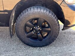 
										2017 Ram 1500 Express 5.7L Hemi Crew Cab 4X4 full									