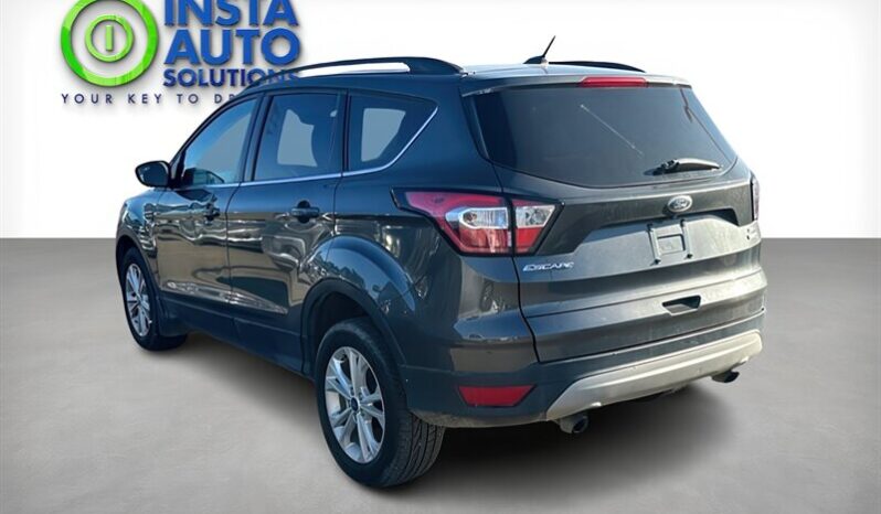 
								2018 Ford Escape SE AWD full									
