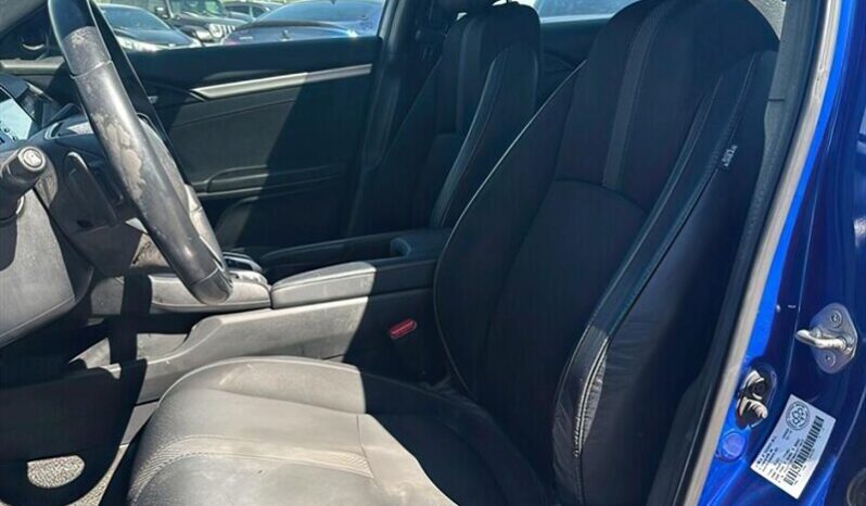
								2019 Honda Civic Sport full									