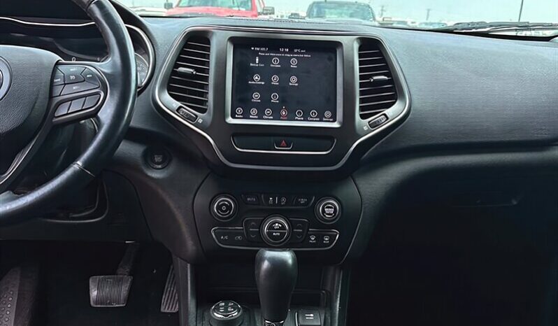 
								2019 Jeep Cherokee Trailhawk 4X4 full									