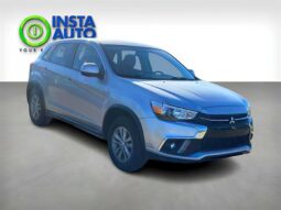 
										2019 Mitsubishi RVR SE AWD full									