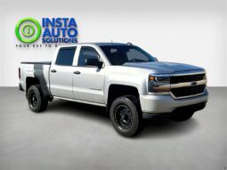 
										2018 Chevrolet Silverado Lifted Crew Cab 4×4 5.3L full									