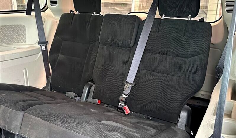 
								2017 Dodge Grand Caravan SE full									
