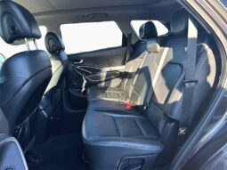 
										2017 Hyundai Santa Fe Limited AWD full									