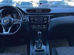 
										2018 Nissan Qashqai SV full									