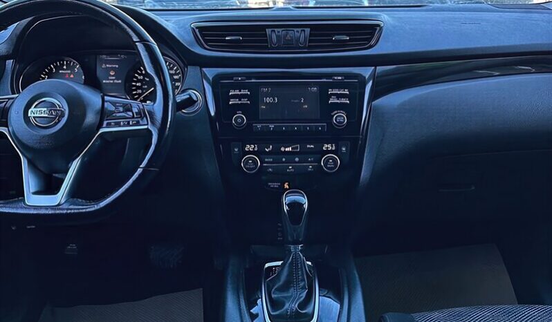 
								2018 Nissan Qashqai SV full									