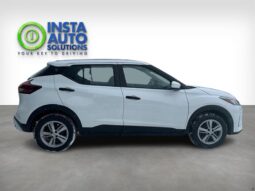 
										2022 Nissan Kicks S full									