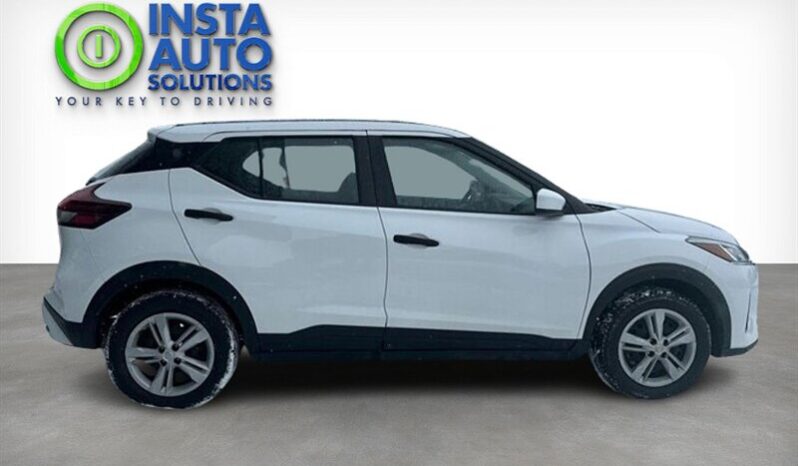 
								2022 Nissan Kicks S full									