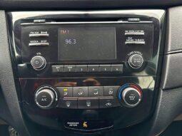 
										2017 Nissan Rogue S AWD full									