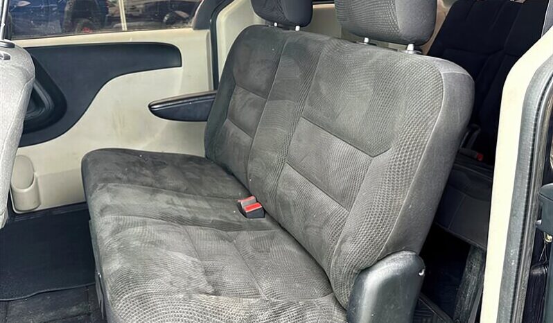 
								2017 Dodge Grand Caravan SE full									