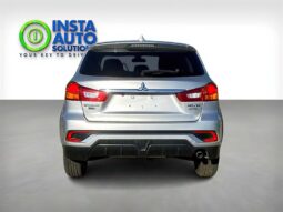 
										2019 Mitsubishi RVR SE AWD full									