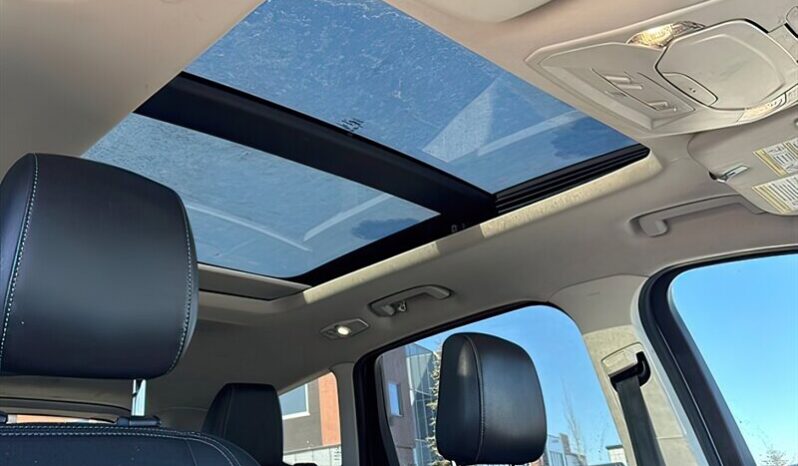 
								2018 Ford Escape SEL AWD full									