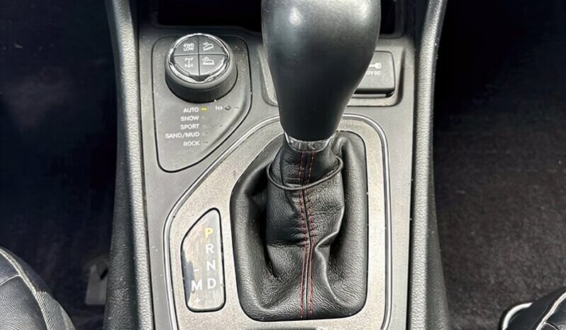 
								2019 Jeep Cherokee Trailhawk 4X4 full									