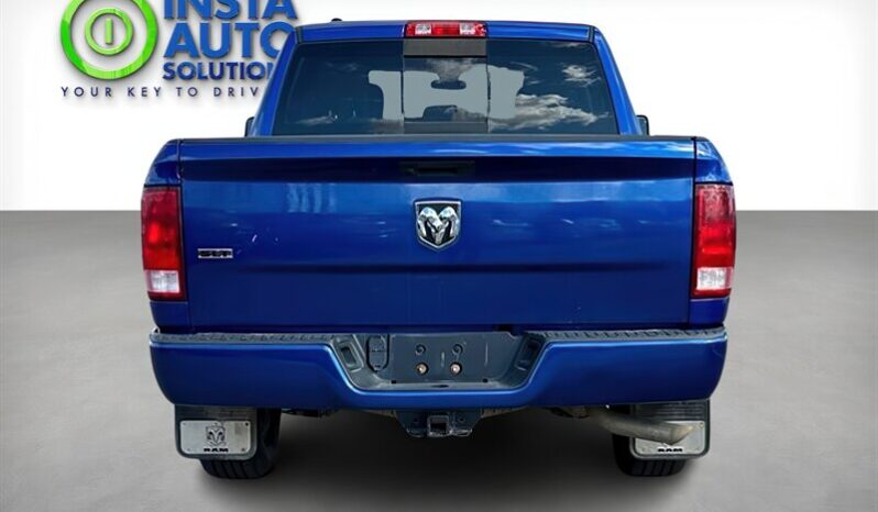 
								2019 Ram 1500 Classic SLT 5.7L Hemi Crew Cab 4X4 full									