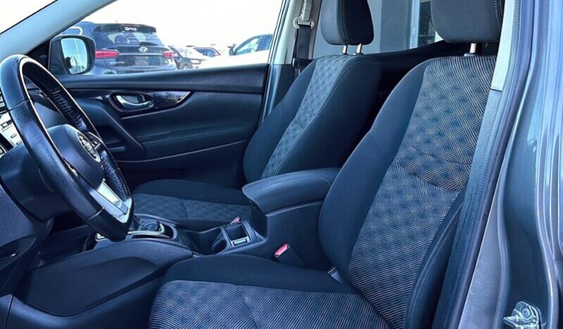 
								2018 Nissan Qashqai SV full									