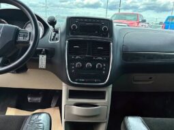 
										2017 Dodge Grand Caravan SE full									