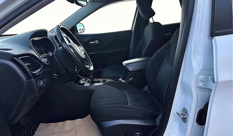 
								2019 Jeep Cherokee Altitude 4X4 full									
