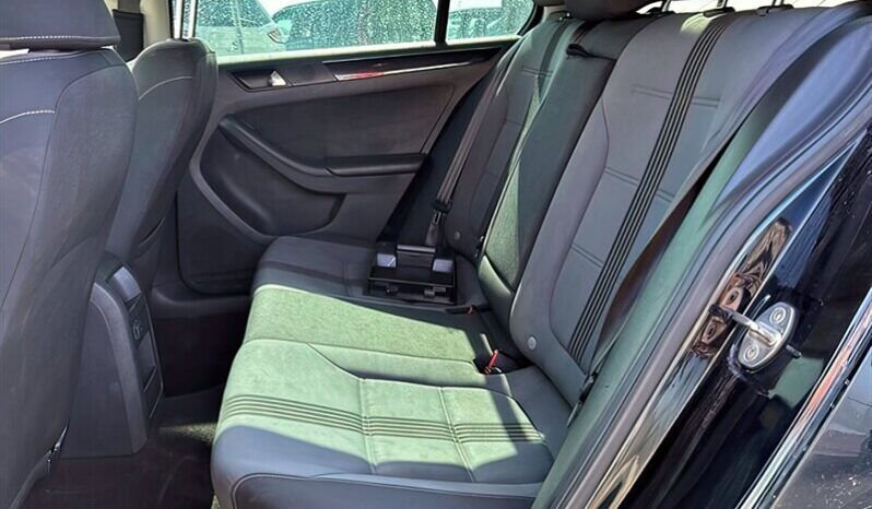 
								2017 Volkswagen Jetta 1.4T Wolfsburg Edition full									