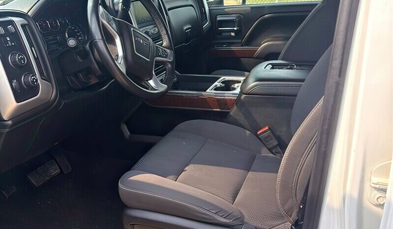 
								2018 GMC Sierra 2500 SLE 6.0L Ext. Cab 4X4 full									