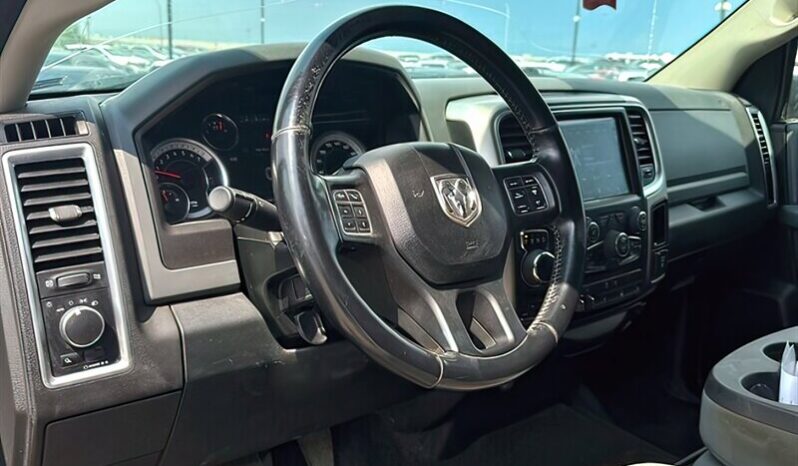 
								2018 Ram 1500 SLT 5.7L Hemi Crew Cab 4X4 full									