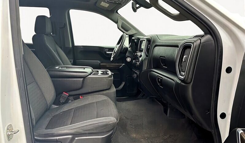 
								2019 Chevrolet Silverado 1500 LT Crew Cab 4X4 full									