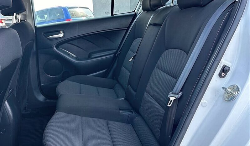 
								2017 Kia Forte LX full									