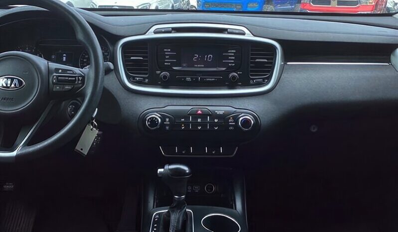 
								2018 Kia Sorento LX AWD full									