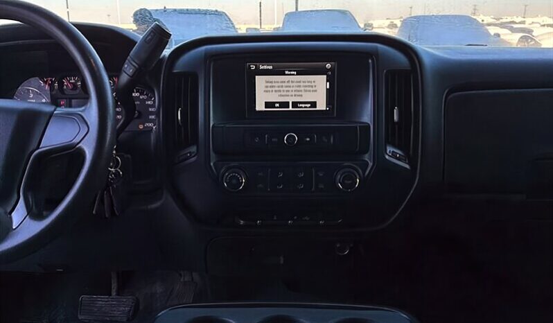 
								2018 Chevrolet Silverado 1500 Custom Ext. Cab 4X4 full									