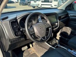 
										2020 Mitsubishi Outlander ES AWD full									