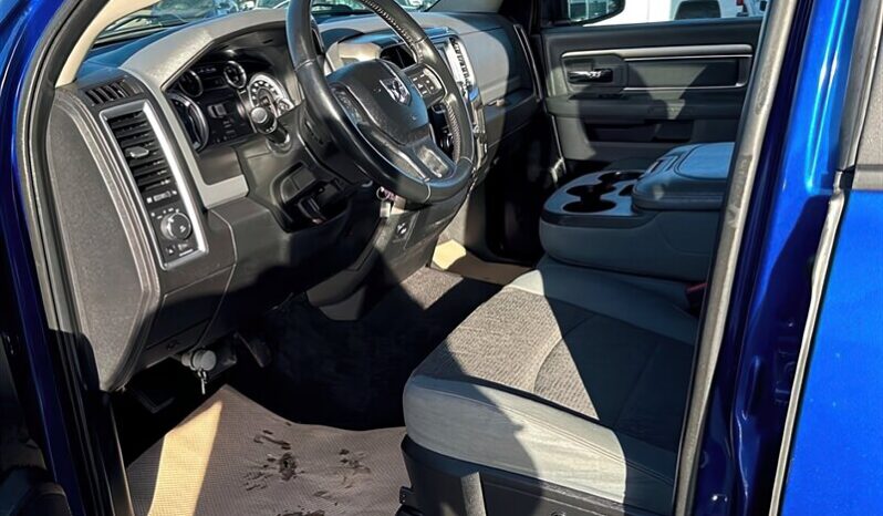 
								2017 Ram 1500 Outdoorsman Crew Cab 4×4 5.7L Hemi full									
