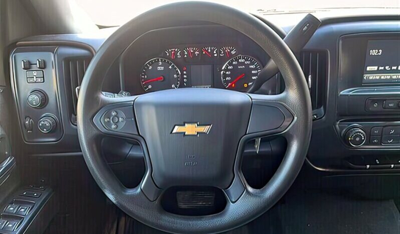 
								2018 Chevrolet Silverado Lifted Crew Cab 4×4 5.3L full									