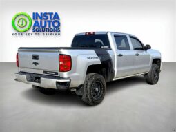 
										2018 Chevrolet Silverado Lifted Crew Cab 4×4 5.3L full									