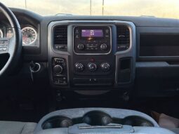
										2017 Ram 1500 Tradesman Quad Cab 4×4 5.7L Hemi full									