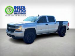 2018 Chevrolet Silverado Lifted Crew Cab 4×4 5.3L