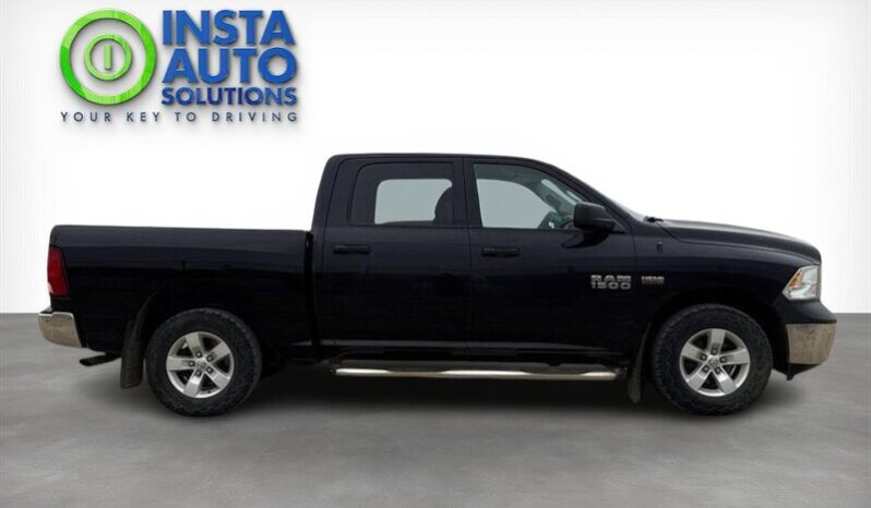 
								2014 Ram 1500 ST 5.7L Hemi Crew Cab 4X4 full									