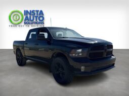 
										2017 Ram 1500 Express 5.7L Hemi Crew Cab 4X4 full									
