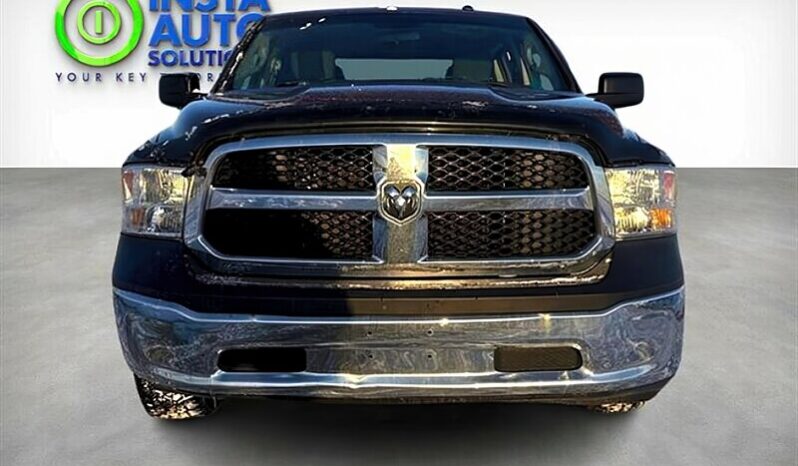 
								2016 Ram 1500 ST 5.7L Hemi Crew Cab 4X4 full									