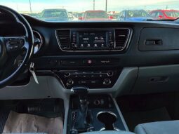 
										2019 Kia Sedona LX full									