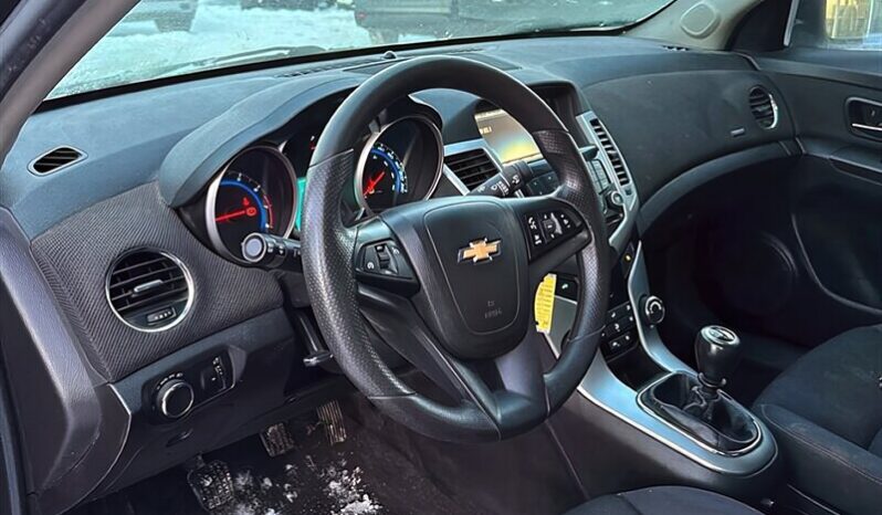 
								2016 Chevrolet Cruze Limited 1LT Manual full									