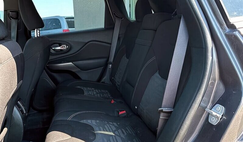 
								2019 Jeep Cherokee North 4×4 full									