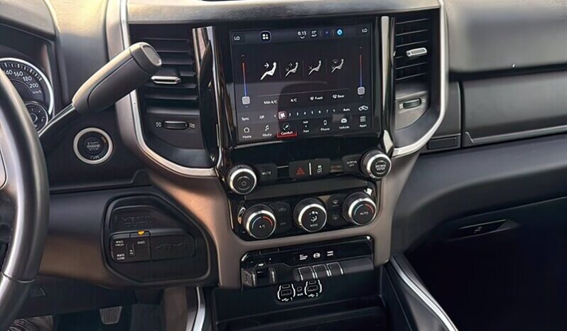 
								2023 Ram 3500 Big Horn Dually Diesel Crew Cab 4×4 full									