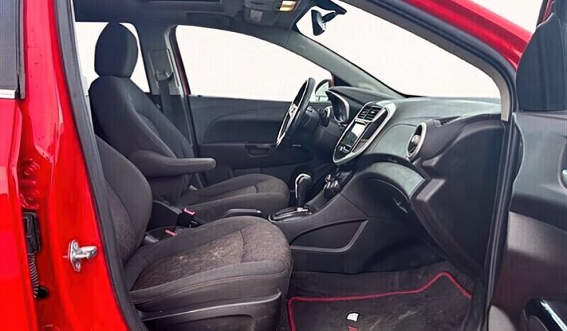 
								2018 Chevrolet Sonic LT full									