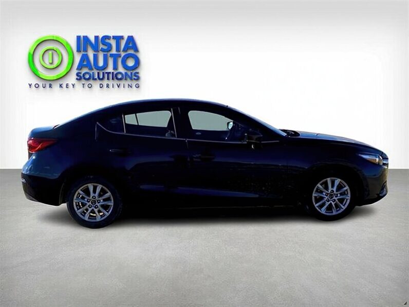 
								2018 Mazda3 GS full									