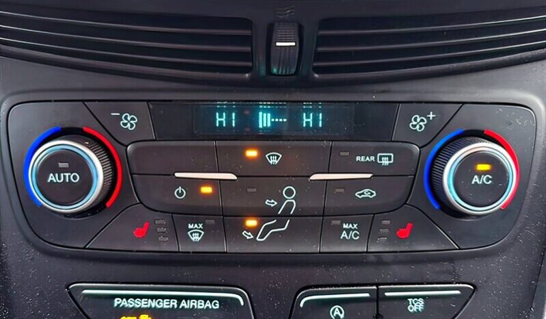 
								2019 Ford Escape SEL AWD full									
