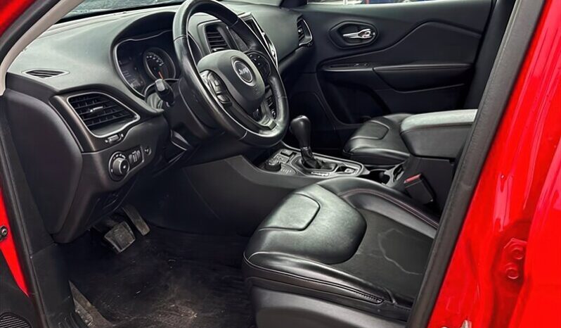 
								2019 Jeep Cherokee Trailhawk 4X4 full									