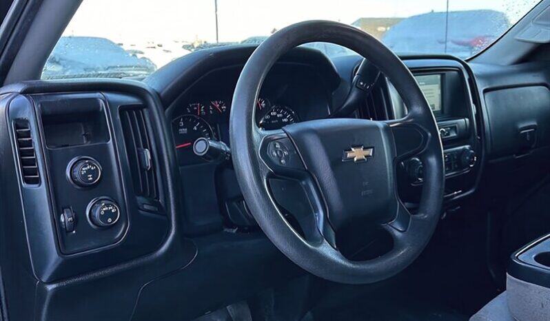 
								2018 Chevrolet Silverado 1500 Custom Ext. Cab 4X4 full									