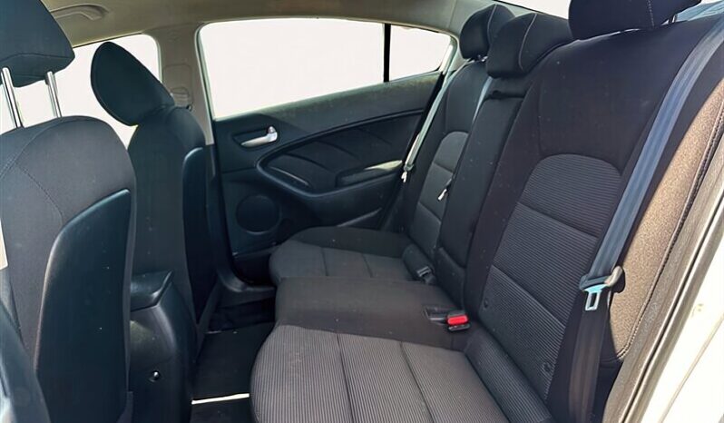 
								2018 Kia Forte LX full									