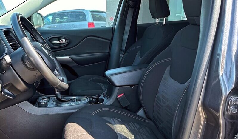 
								2019 Jeep Cherokee North 4×4 full									