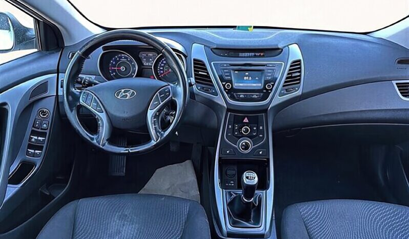 
								2016 Hyundai Elantra GLS full									